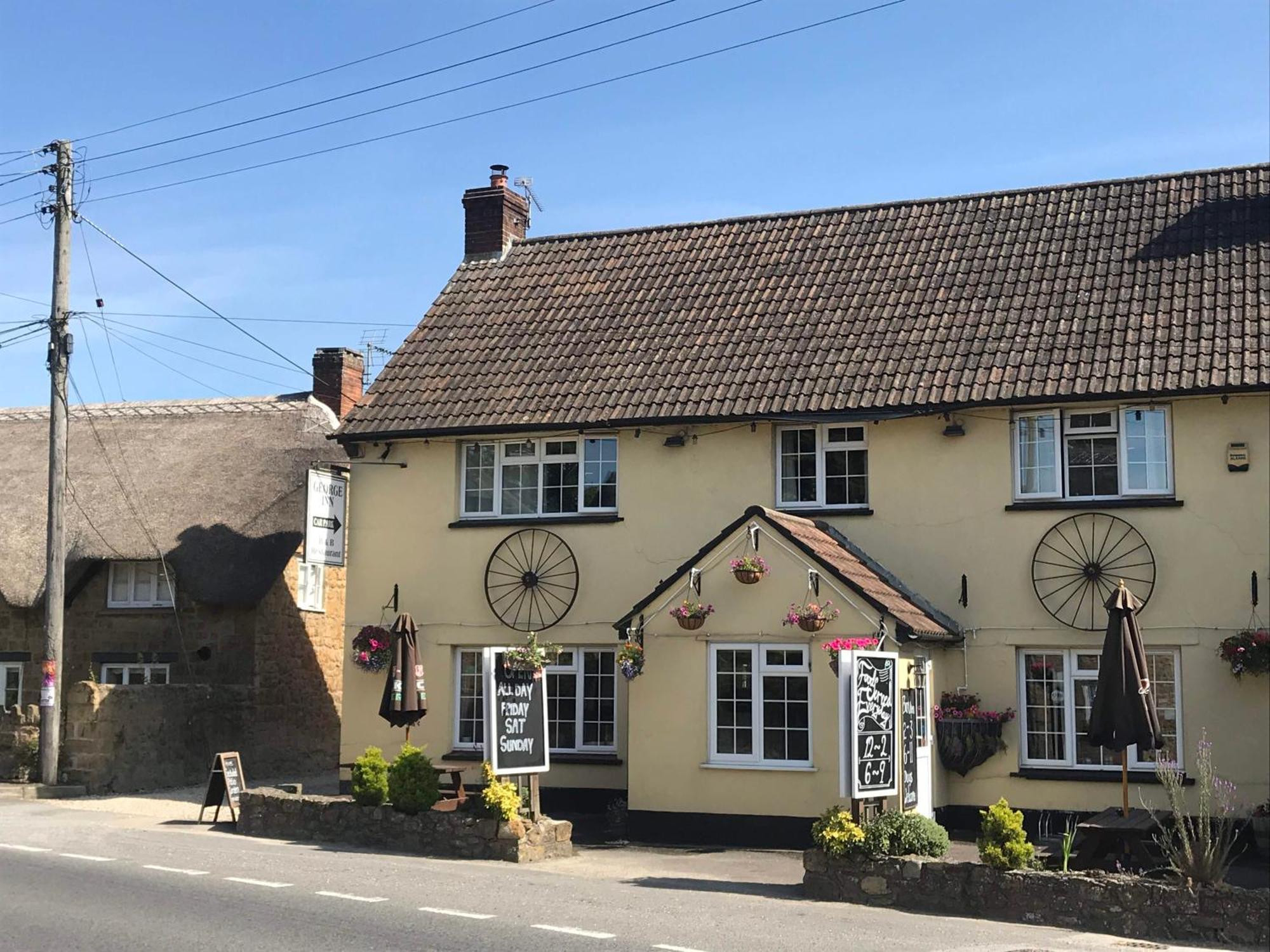 Bed and Breakfast The George At Donyatt à Ilminster Extérieur photo